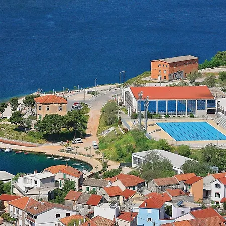 Pet Friendly In * Lozovac